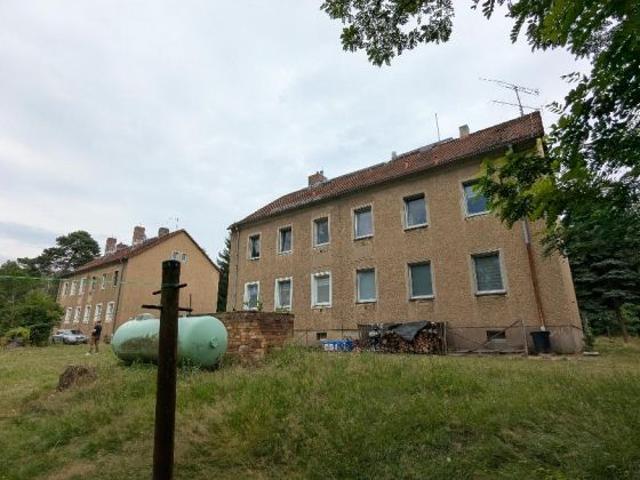 Paket: 3 vollvermietete Mehrfamilienhäuser mit 12 WE in Naturlage bei Spremberg