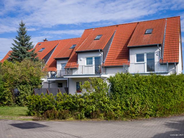 Haushälfte mit 3 Wohnungen und vielen Möglichkeiten