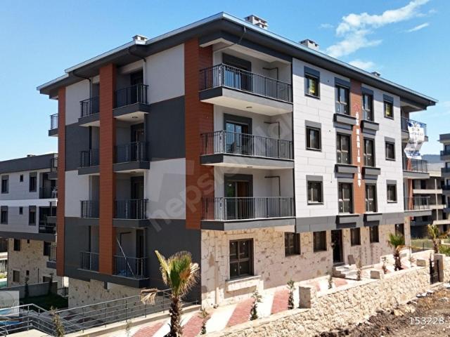 HAVUZLU BUTİK SİTE İÇERİSİNDE 2+1 SATILIK DAİRE