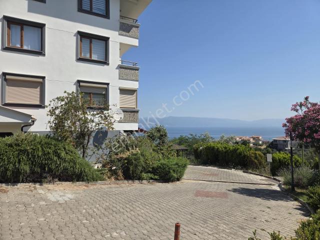 Havuzlu,güvenlikli Sitede,deniz Manzaralı Kiralık Dubleks Daire