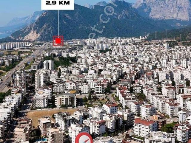 Havuzlu Kapalı Otoparklı Site İçinde Satılık 1+1 Daire