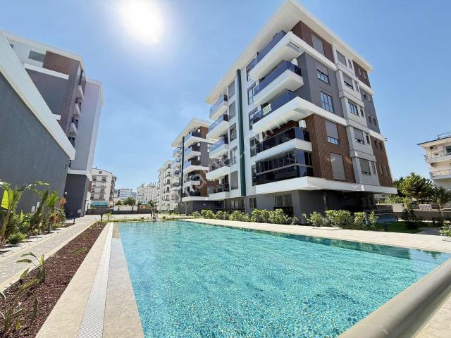 Havuzlu_sıfır_havuza_cephe_otel_konseptinde_mükemmel_konumda_!