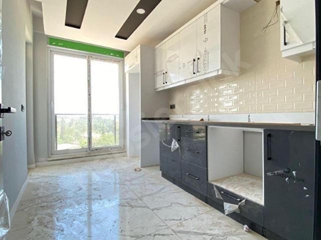HAVUZLU SİTE İÇERİSİNDE KAÇIRILMAYACAK FIRSATTA AYRI MUTFAK 2+1 SATILIK KONUT