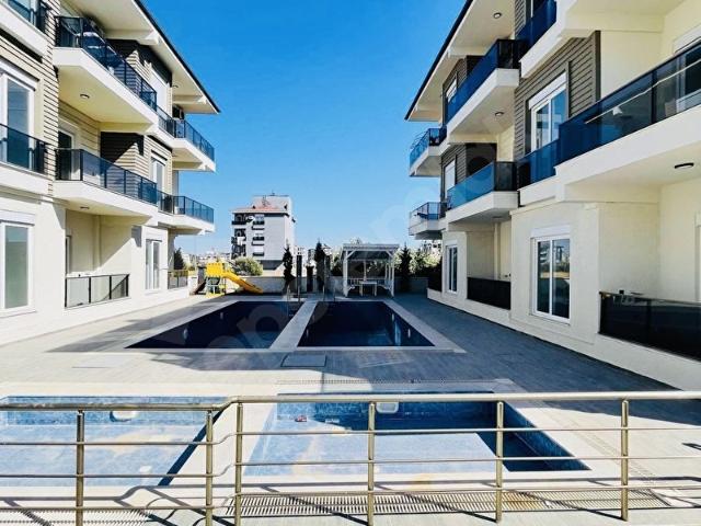HAVUZLU SİTE İÇİ AYANOĞLU MAH SIFIR MÜSTAKİL HAVADA