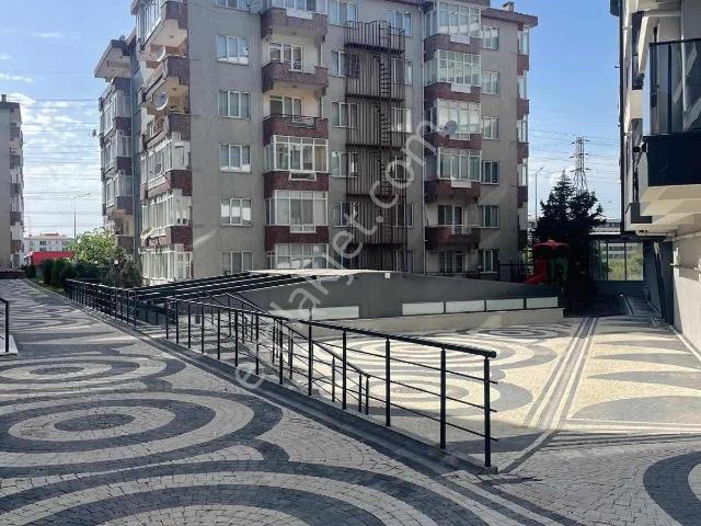 Havuzlu Site 2+1 Fırsat Yatırım