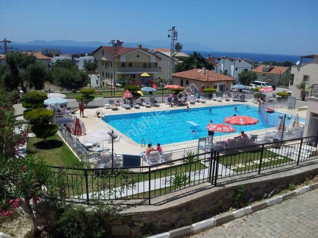 Havuzlu Site Deniz Manzaralı