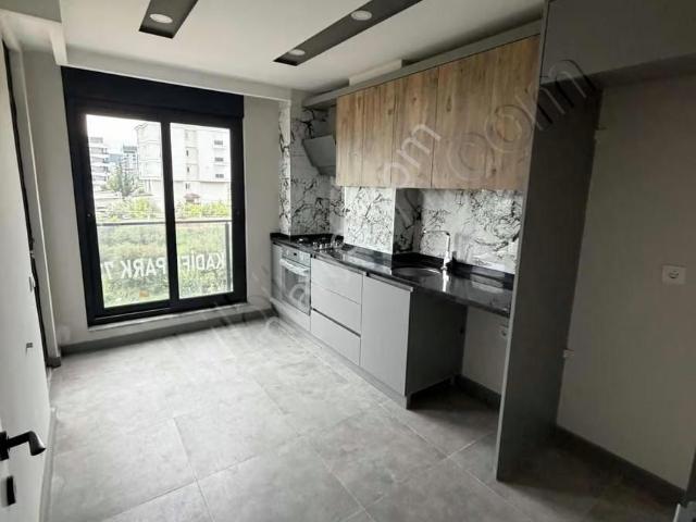 Havuzlu Site İçinde Lüks 2+1 Satılık Daire