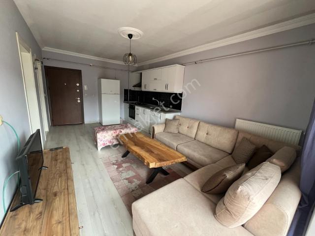 Havuzlu Sitede 1+1 Eşyalı Güzel Daire