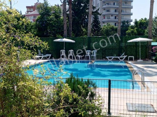 Havuzlu Sitede 1+1 Eşyalı Kiralık Daire