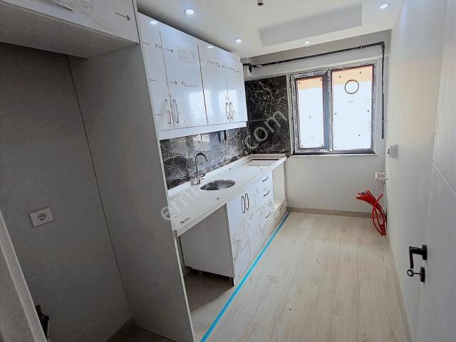 Havuzlar Mah.polis Karakolu Altında2+1yüksek Giriş Satılık Daire