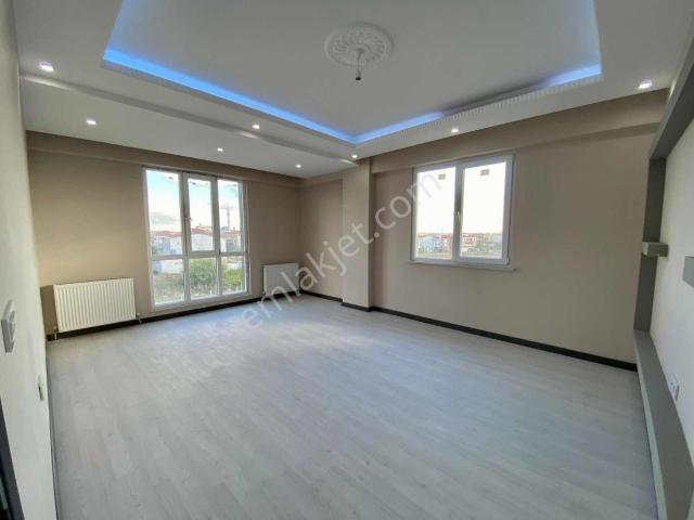 Havuzlar Mahallesinde 2+1 Kiralık Daire