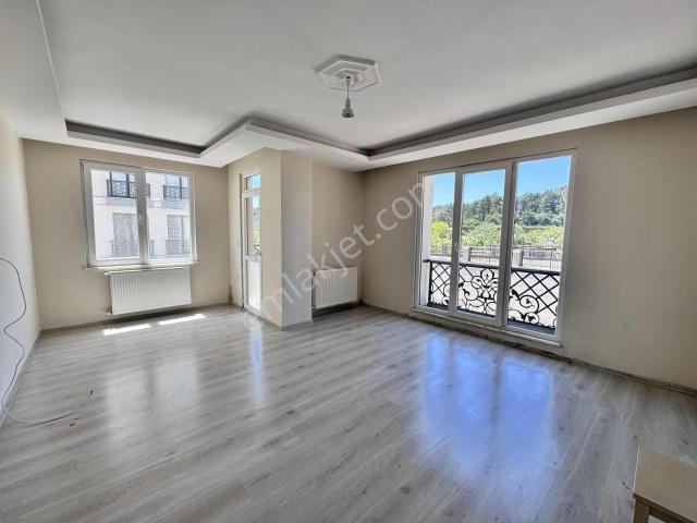 Havacılar Caddesi Yanında Askeriye Ve Hastane Komşu Kiralık 2+1