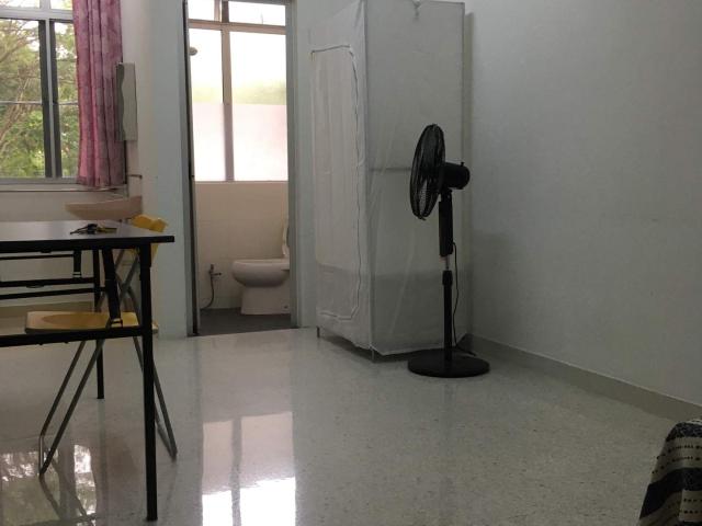 Have a Look at this Cozy Master Room in Taman Seputeh, near MidValley, KL Sentral, Bangsar South