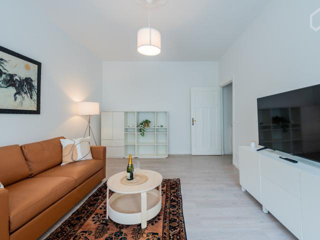 Have a sunny flat an sleep perfectly quiet, modern furnished well connected