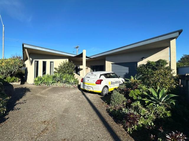 havelock north, 3 bedrooms