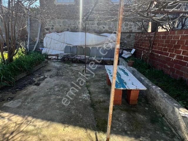 Havran Küçükdere’de 408 M² Bahçeli, Doğa Manzaralı Müstakil 2+1 Köy Evi