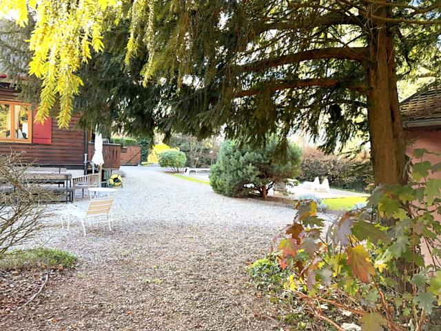 Havre de Paix Citadin: Charmante Maison Type Chalet à Vendr. 120m² Mulhouse