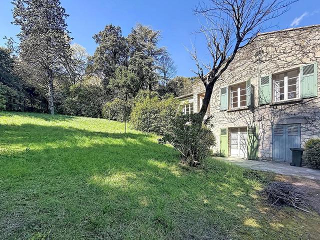 HAVRE DE PAIX PROCHE AVIGNON MAISON À FORT POTENTIEL AVEC DÉPE