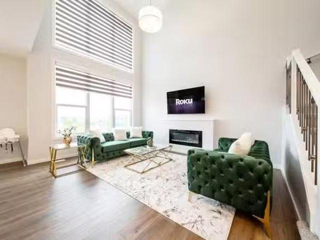 Hawthorn Place SW