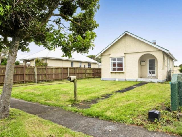 hawera, 3 bedrooms