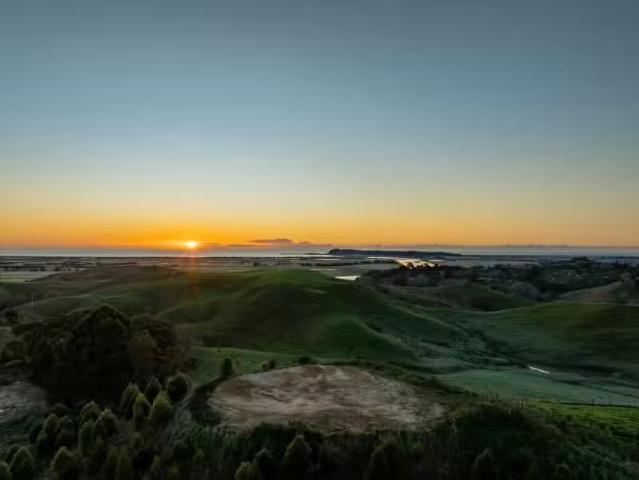 Hawkes Bay Address withheld