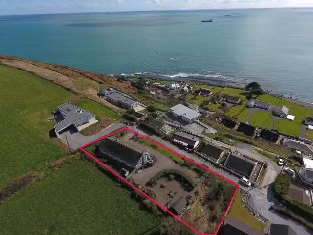 Hawks View, Fennells Bay, Myrtleville, Co. Cork, P43KX44 is fo.