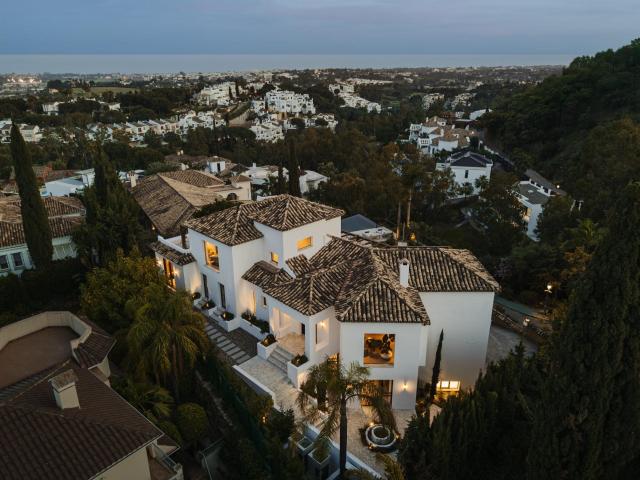 Hay propiedades que te obligan a hacer concesiones. Esta imp. 644m² El Madroñal