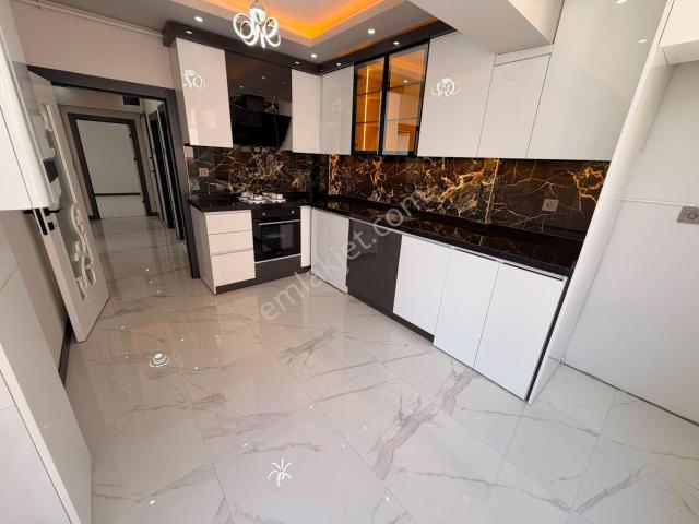 Hayal'den Andiçen Mhde 3+1 Ara Katta Geniş Full + Full Yapılı Kaçırılmaz Fırsat!