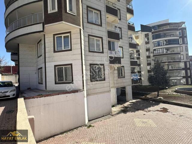 Hayat Emlak'tan Satılık 3+1 Site İçinde Yüksek Giriş Kat