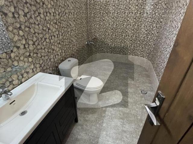 Hayatabad phase 3 sector k4 5m house available for sale in investment price Hayatabad Phase 3