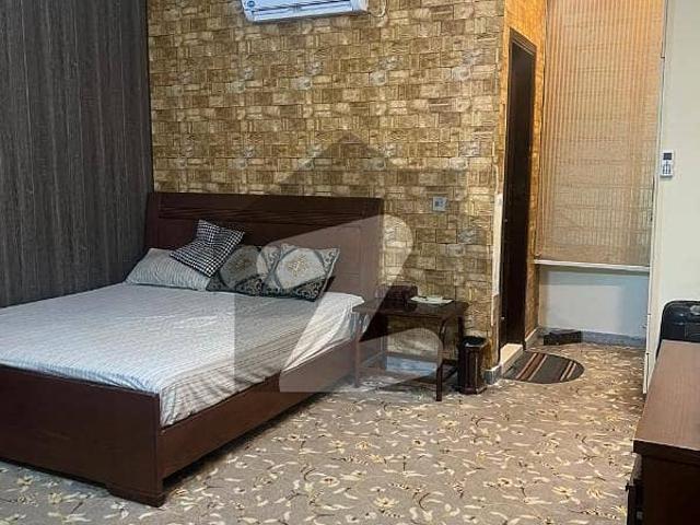 Hayatabad Phase 1 Sector D3 1 Room Available For Female