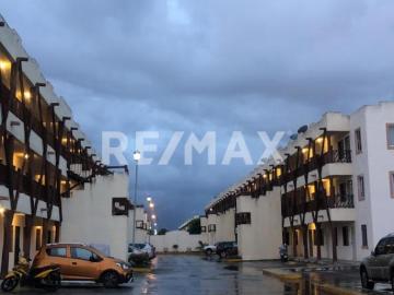 ¡Haz realidad tu sueño de vivir en Playa del Carmen! Este departamento es mucho más que un hogar, es una experiencia de vida