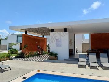 Haz tu sueño realidad! Tu casa en Puerto Vallarta con excelente ubicación, solo 1 año de construida y cómodas amenidades