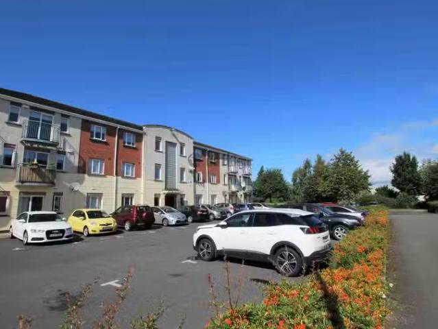 Hazelgrove Court, Tallaght, Dublin 24 is for rent
