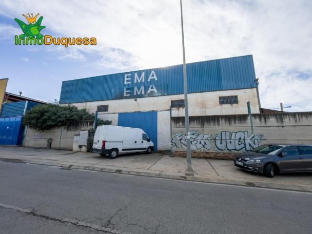 HAZNOS TU OFERTA DE PRECIO: Nave comercial en venta en Atarfe, Granada