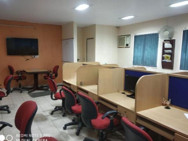 Hazratganj, Lucknow Central Commercial Showroom 3400 Sq. Ft. in Hazratganj Lucknow Listing ID: #10394