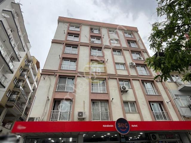 Hb'den 1+1 Eşyalı Kiralık, Doğu Gazi Bulvarı Üzeri Geniş Ve Ferah