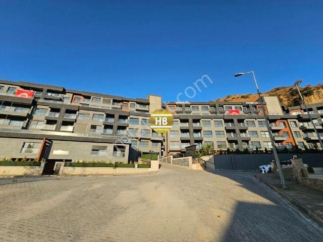 Hb'den 1+1 Satılık Rezidans, 70m² Teraslı,havuzlu,otoparklı