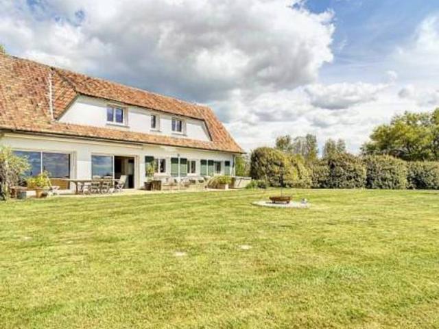 HGU 1236 Propriété de caractère sur 3 hectares avec étang et accès Baie d?Authie