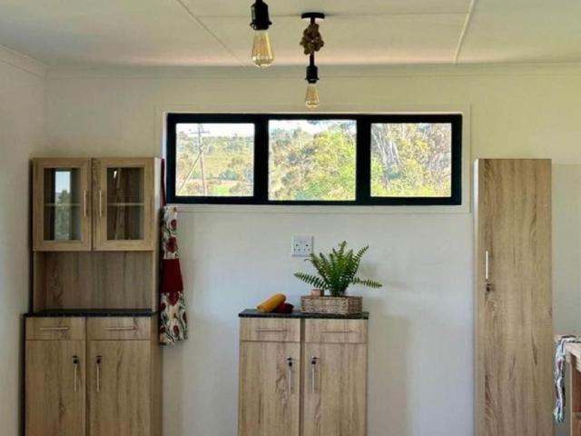 He most beautiful two bedroom house, with magnificent views!