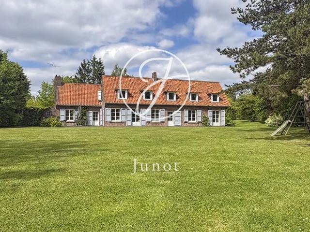 Hem BEAUMONT Maison individuelle 6 pièces 226m² 4 chambres Jardin Garage