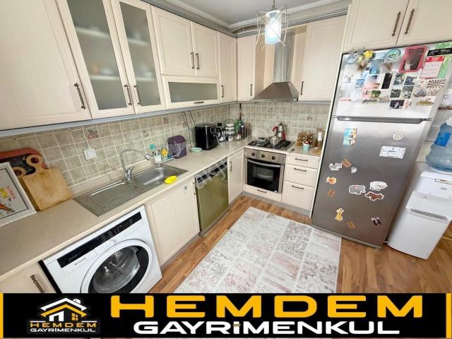 Hemdem Gayrimenkul'den Alsancak'ta Ön Cephe Full Yapılı Geniş Ferah 3+1 Satılık Daire