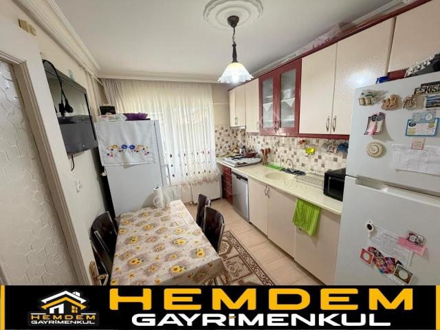 Hemdem Gayrimenkul'den Piyade'de Ana Cadde Üzeri Arakatta 3+1 Satılık Daire