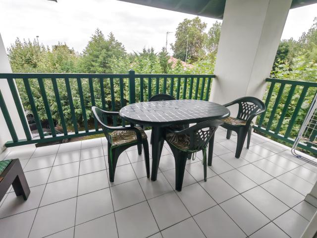 Hendaye, Plage App 46.5m2 T3 terrasse et place de stationnement