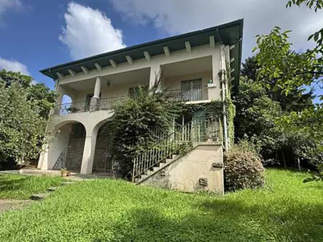 Hendaye 64700 Achat / Vente maison 5 pièces t5 au dernier étage