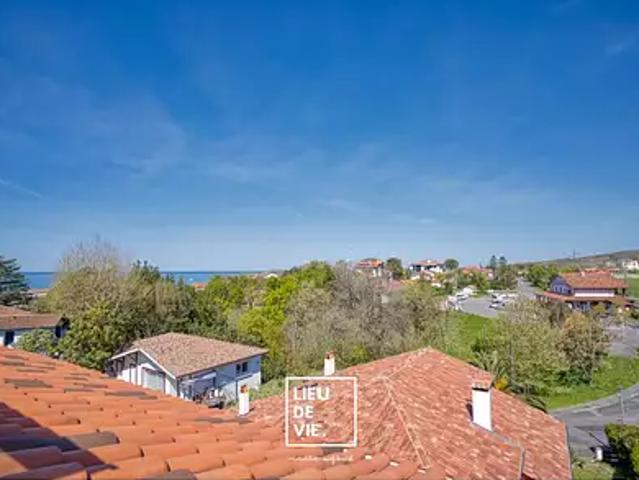 Hendaye 64700 Achat / Vente appartement 3 pièces t3 au dernier étage cave