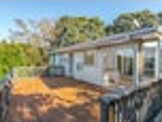Henderson, 3 bedrooms, $595 pw