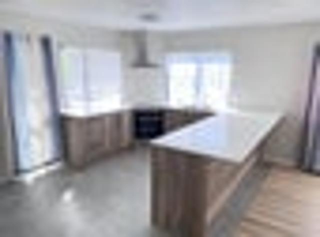 Henderson, 3 bedrooms, $730 pw