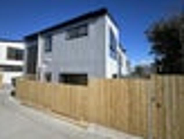 Henderson, 3 bedrooms, $750 pw
