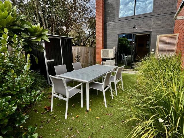 henderson, 2 bedrooms